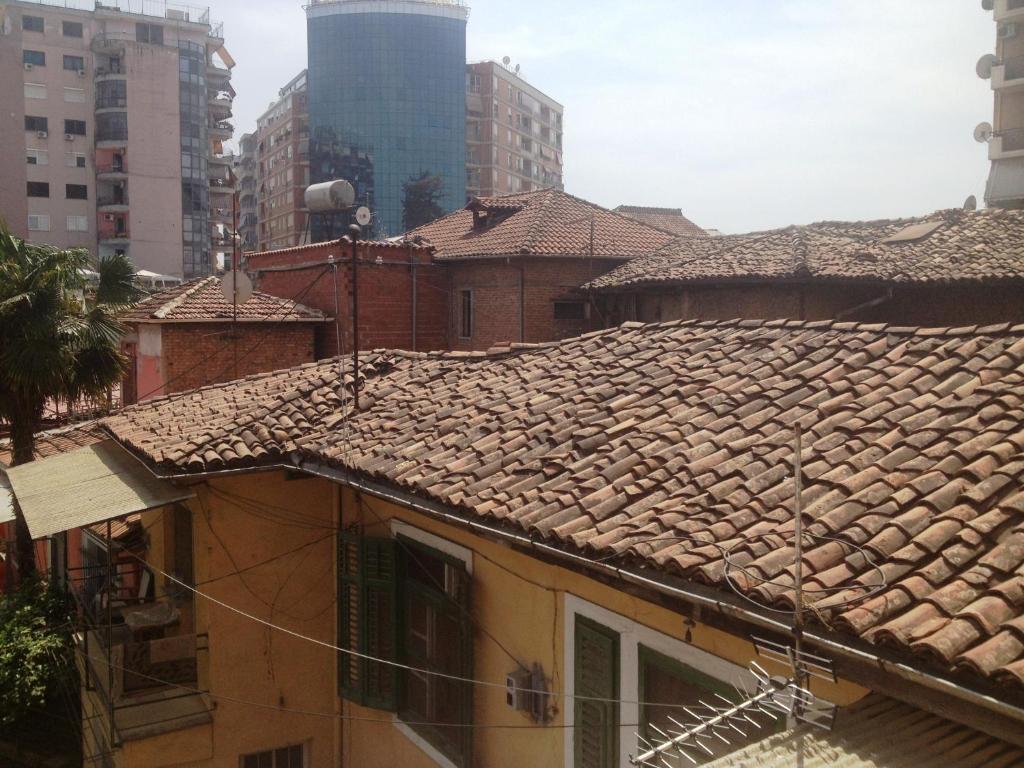 Albaniantrip Rooms And Apartments Тирана Екстер'єр фото